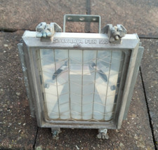 Halogenstrahler 500W Scheinwerfer Außen Fassadenstrahler v. Sylvania FEH 500