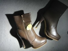 CLOWSE Sexy Highheels