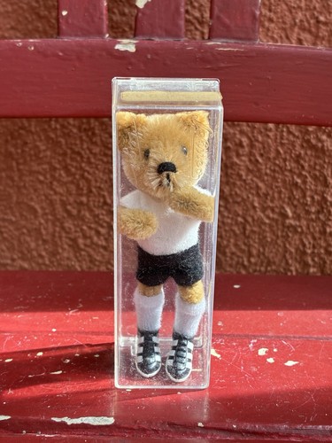 Schuco hegi mascot fußball - schuco,