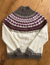 HANDGESTRICKTER PULLOVER - Lettlopi, reine Schafwolle, Fair Isle Technik, Gr. M