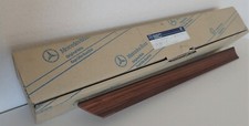 ZEBRANO STRIP FRONT CENTER