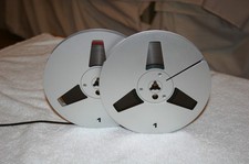 Verkaufe 2 Alu Tonbandspulen 18 cm mit Bandmaterial! Sehr gut erhalten! Sauber!