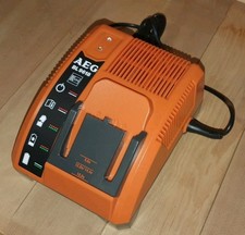 Schnelladegerät AEG AL 9618 für NiCd/NiMH/Li-Ion Akku