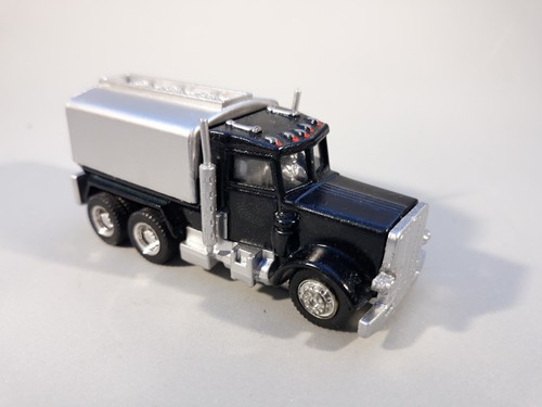Matchbox peterbilt tank - peterbilt,