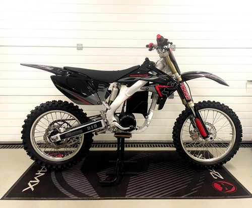 Neues elektrisches motorrad - neues,