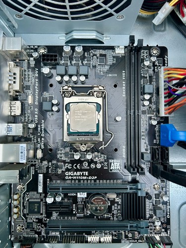 Mainboard gigabyte - mainboard,,