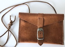 hochwertiger 80er Jahre Vintage Natur Leder Brustbeutel * kleine Umhängetasche