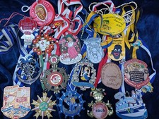 Alte Orden Medaillen Abzeichen