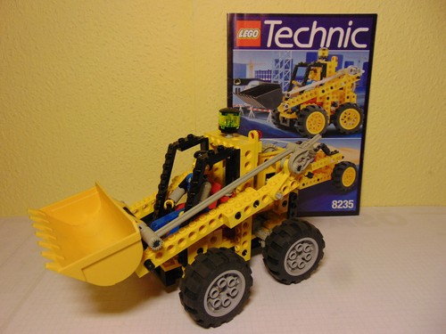 8235 technik frontlader - 8235,