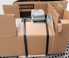 Siemens Drehstrommotor  1LE1001-0DB33-4FB4  0,75KW  1440/min  - unused/OVP -