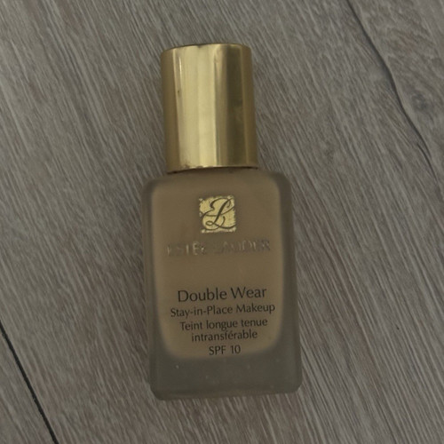 Estée lauder double wear - estée,