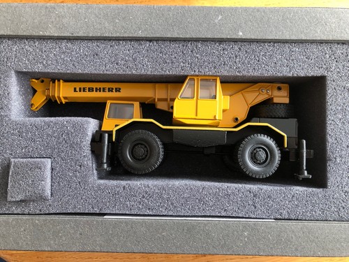 Liebherr kran - liebherr,