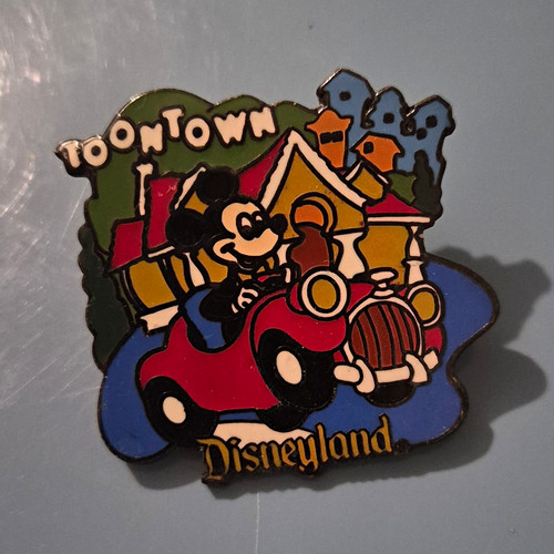 Disneyland toontown mickey - toontown,