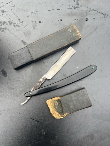 Altes rasiermesser mit etui - rasiermesser,
