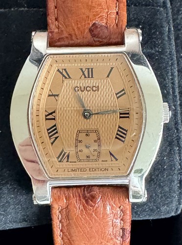 Gucci uhr tonneau form - uhr,