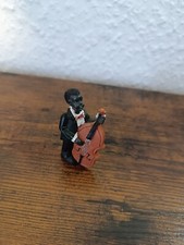Kontrabass Spieler Statue