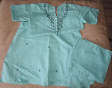 INDISCHES KLEID | PUNJABI STIL | Kleid Minzfarben bestickt mit Hose allsize