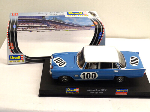 Revell 08324 mercedes - revell, 300