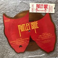 Motley Crue Smokin In The Boys