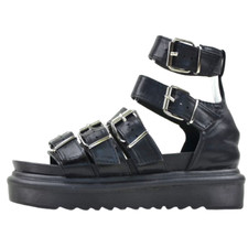 PUNK-GOTHIC PLATEAU SCHNALLEN