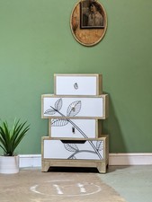 Moderne Kommode 4 Schubladen