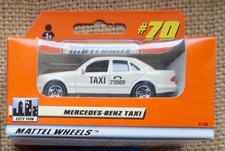 Matchbox Mercedes E-Klasse Taxi ungeöffnet in OVP