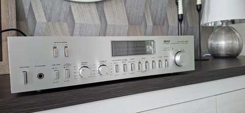 Akai u55 stereo amplifier - akai, am-u55