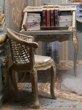 Miniatur Möbel Schreibtisch Kommode Barock Form 1:12 für Dollhouse Puppenhaus 