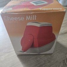 TUPPERWARE Mahl-Chef Käsemühle Cheese Mill Käsereibe mit Frischedeckel Rot NEUw
