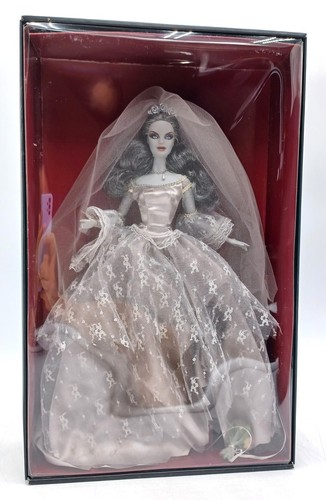 2015 haunted beauty - haunted, zombie