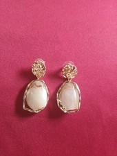 Nachlass,Goldfarben Ohrringe mit echten beweglichen Naturstein, Einzelstücke 