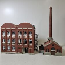 Kibri - h0 Fabrik Verwaltung mit Werkstatt + Schornstein