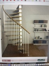 Spindeltreppe Pertura Kleos Druchmesser 178cm, 16 Steigen, Buche