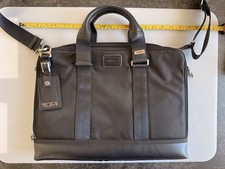 TUMI Alpha Bravo Fremont Omen Slim Brief – Schwarz – Neuwertig – Mit Rechnung