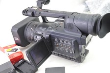 PANASONIC P2HD AG-HVX201AE DVCPRO HD Camcorder , 815Std /hrs