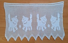 schöne  Häkelgardine