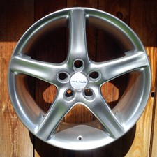 1x Radius Fondmetal Alufelge R6.880 - 8x18  5x120  ET20