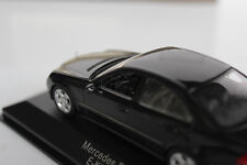 1:43 MERCEDES E KLASSE W211  AVANTGARDE  2002  SCHWARZ  SEHR SELTEN  OVP