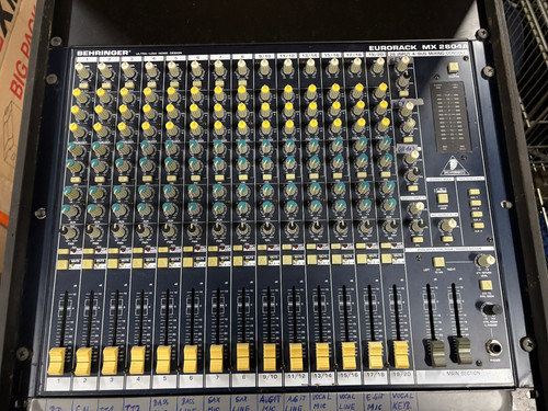 Behringer pro mixer - behringer,