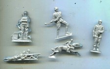 WHW Winterhilfswerk 5 Plastikfiguren (157)