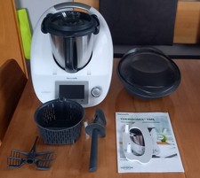 Vorwerk Thermomix TM5 Küchenmaschine komplett mit Wunderslider, Varoma + Zubehör