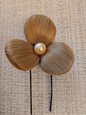 Haarnadel mit künstlichem Blondem Haar, große Perle Braut