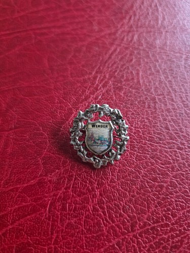 Alte anstecknadel - ,