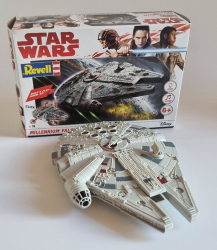 Star wars milleniumfalke mit - milleniumfalke ,