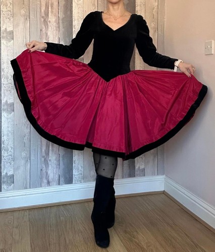 Vintage laura ashley - laura,