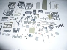 Roco - Konvolut  Ersatzteile -Bastelware div. Teile h`grau  f. Militär 1:87