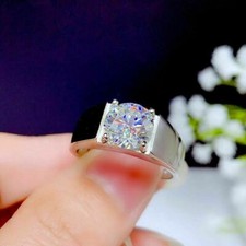 3,87Kt Rund Diamant Solitär