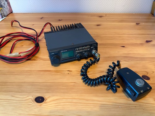 Yaesu 211 amaterufunk - 211,