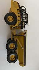 CAT 725 Muldenkipper