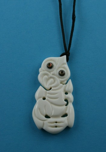 Maori knochen carving hei - carving,